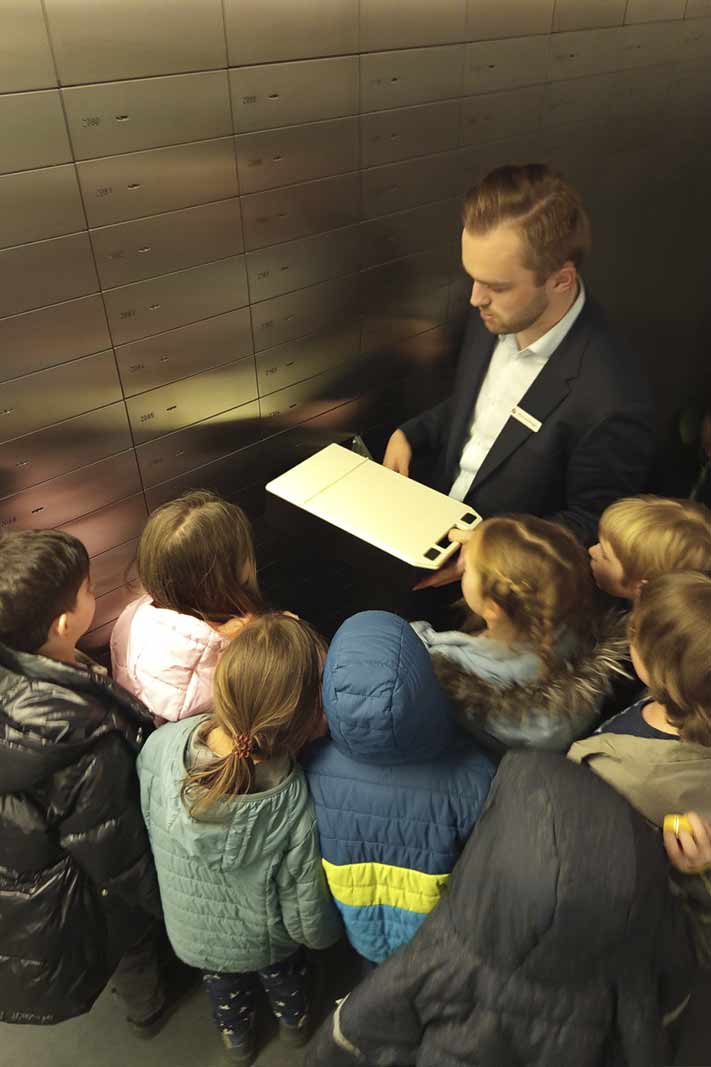 01 Sparkasse 03 2026